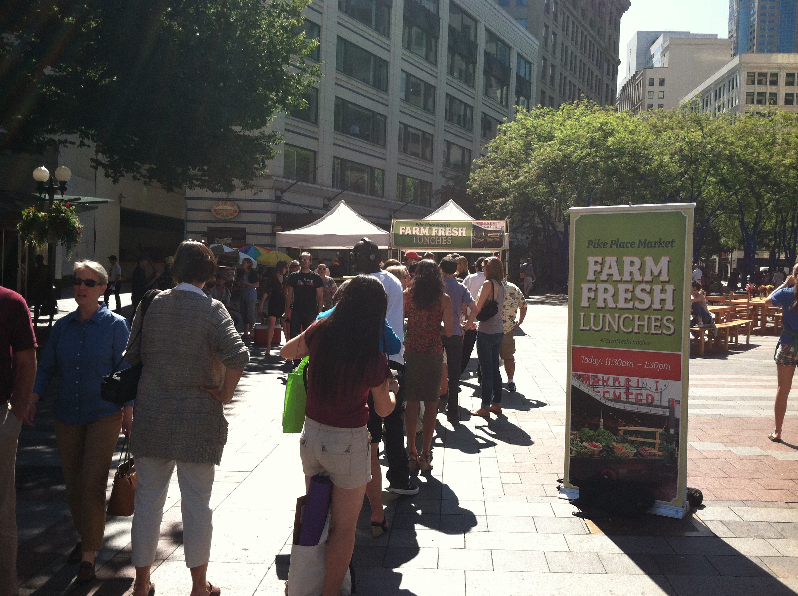 Line for Bahn Mi by Matt's in the Market at Westlake Center